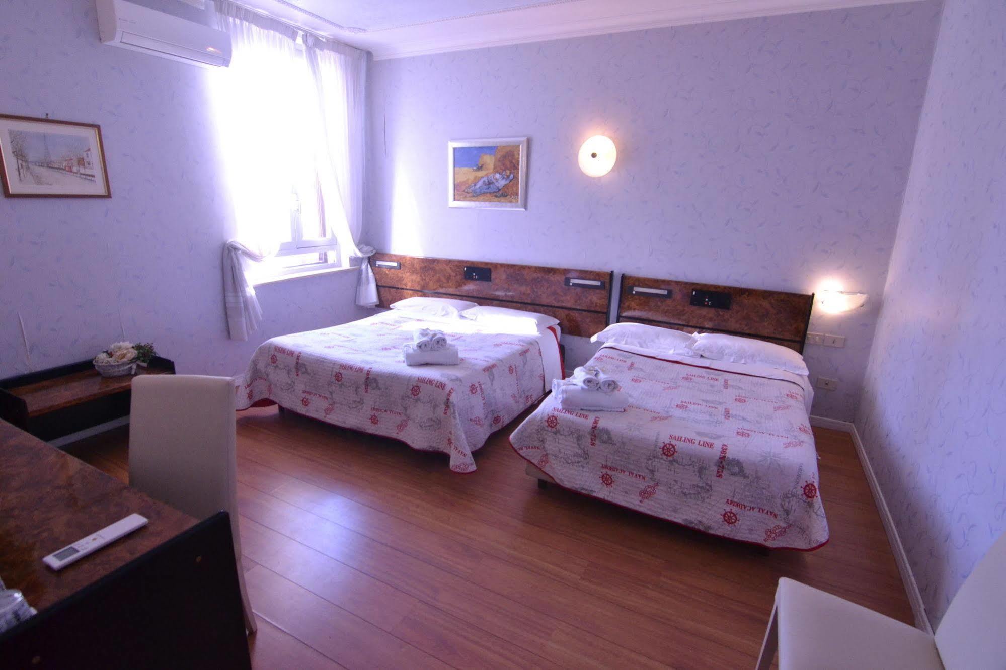 Hotel Capri Ρώμη Εξωτερικό φωτογραφία